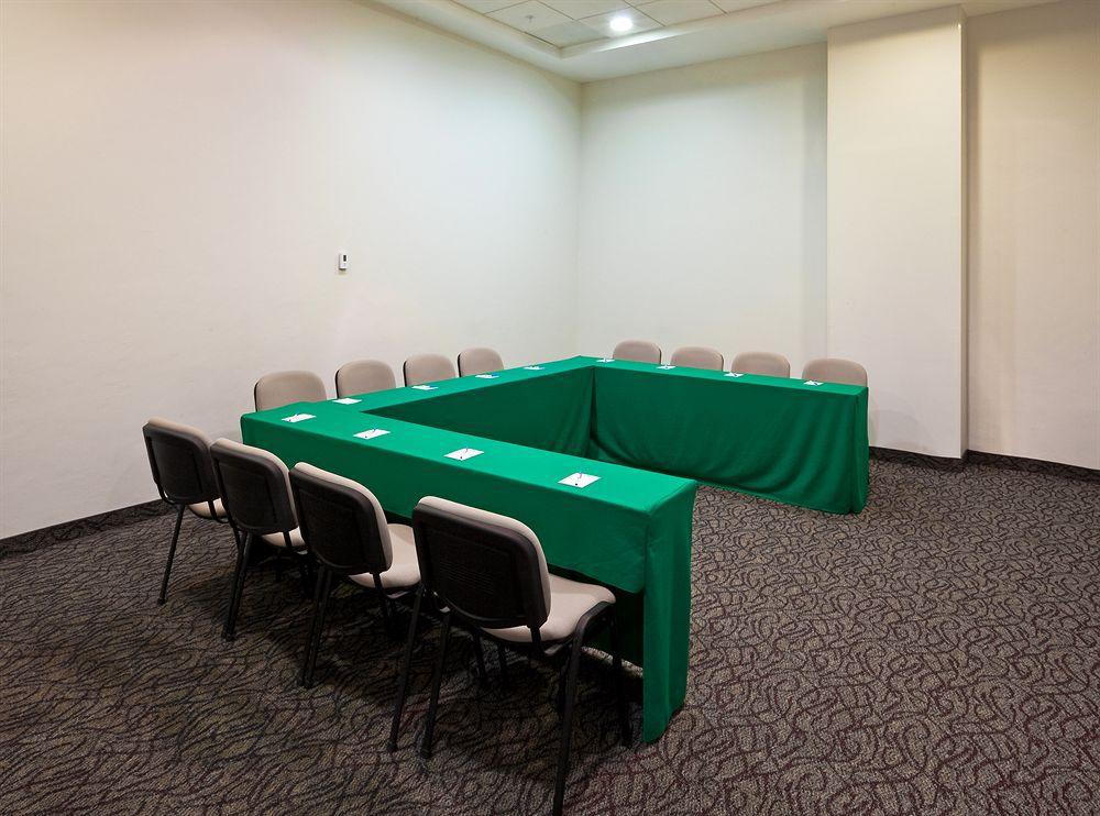 Holiday Inn Express Guadalajara Iteso By Ihg Zapopan Facilidades foto