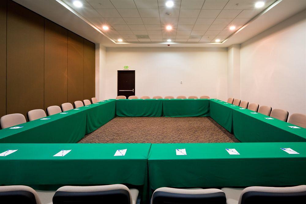 Holiday Inn Express Guadalajara Iteso By Ihg Zapopan Facilidades foto