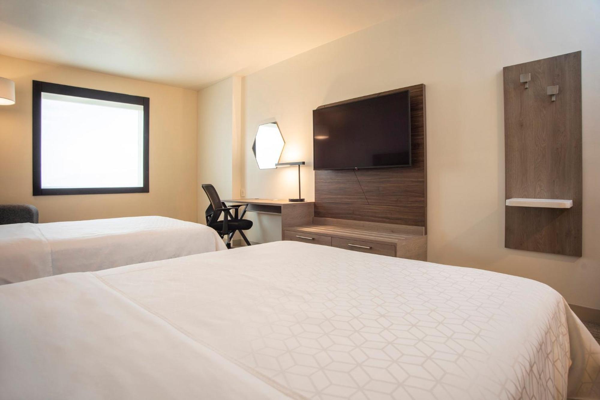Holiday Inn Express Guadalajara Iteso By Ihg Zapopan Exterior foto