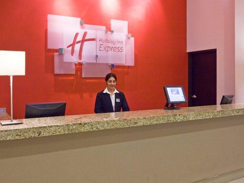 Holiday Inn Express Guadalajara Iteso By Ihg Zapopan Interior foto